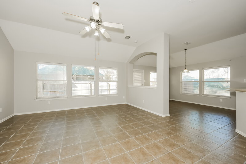 2,575/Mo, 1141 Lakeside Dr Desoto, TX 75115 Living Room View 2