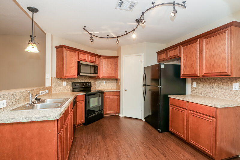 2,730/Mo, 612 Bretts Way Burleson, TX 76028 Kitchen View