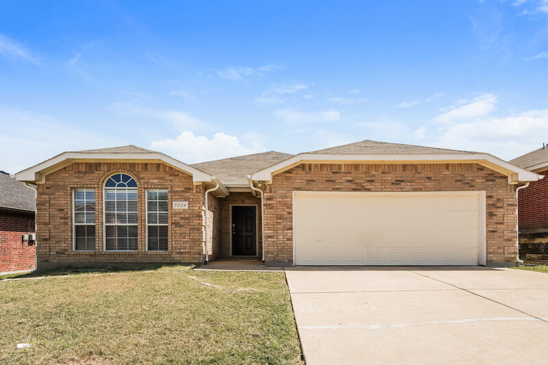 2,220/Mo, 5924 Firethorn Dr Dallas, TX 75249 External View