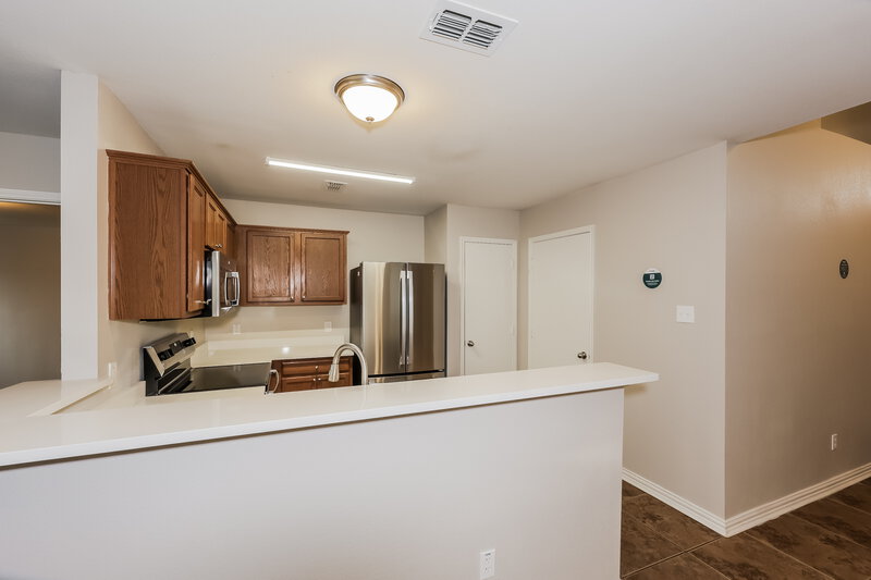 2,330/Mo, 1307 Luna Linda Dr Arlington, TX 76010 Kitchen View 3