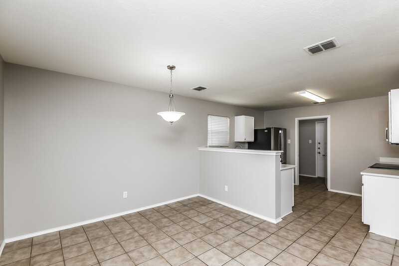 2,220/Mo, 6605 Meadow Way Ln Fort Worth, TX 76179 Dining Room View
