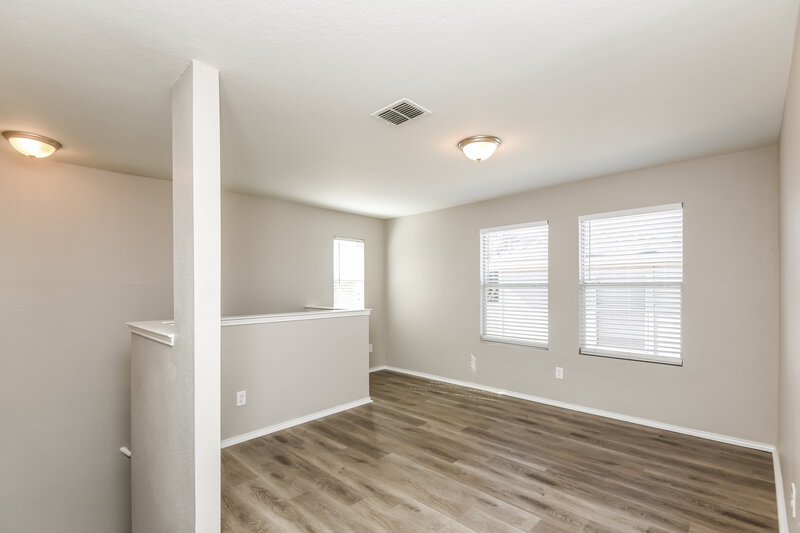 2,220/Mo, 6605 Meadow Way Ln Fort Worth, TX 76179 Family Room View