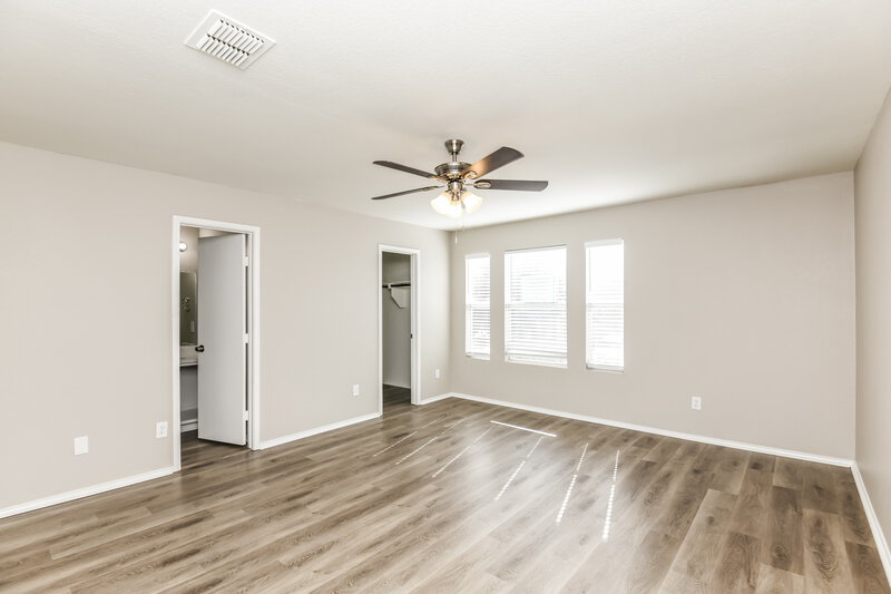 2,220/Mo, 6605 Meadow Way Ln Fort Worth, TX 76179 Main Bedroom View