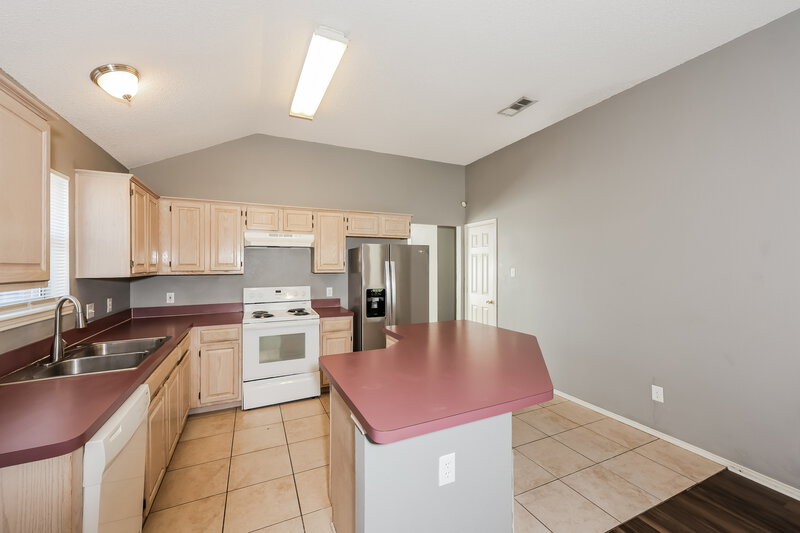 2,095/Mo, 870 Valleybrooke Dr Arlington, TX 76001 Kitchen View