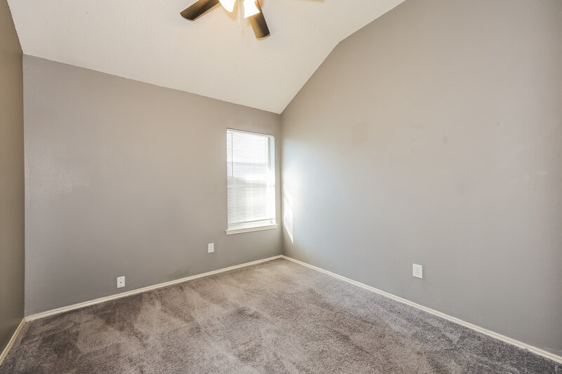 2,095/Mo, 870 Valleybrooke Dr Arlington, TX 76001 Bedroom View 2