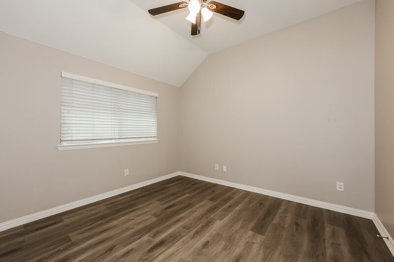 2,545/Mo, 203 Morningstar Ln Red Oak, TX 75154 Bedroom View 2