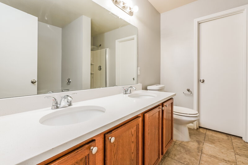2,165/Mo, 1929 Foxfield Justin, TX 76247 Main Bathroom View
