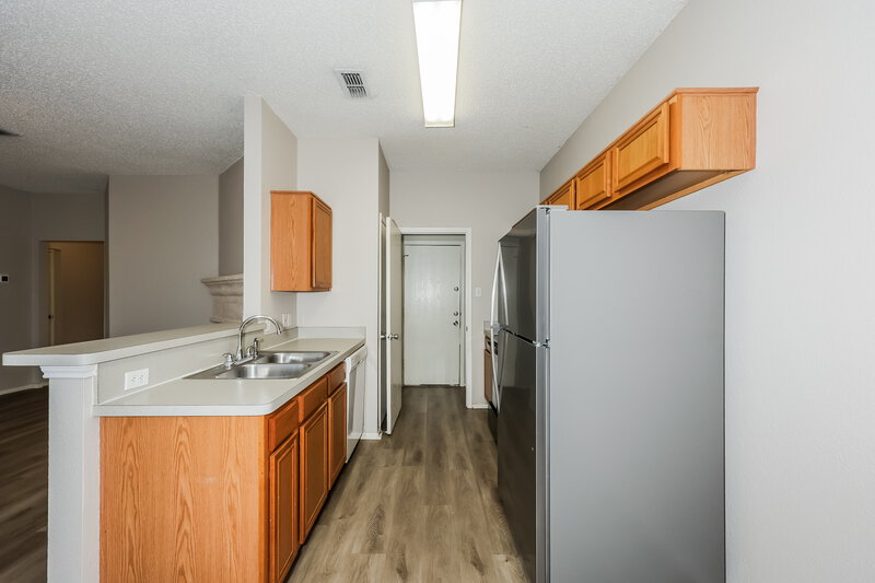 1,950/Mo, 6416 Freshwater Ln Fort Worth, TX 76179 Kitchen View