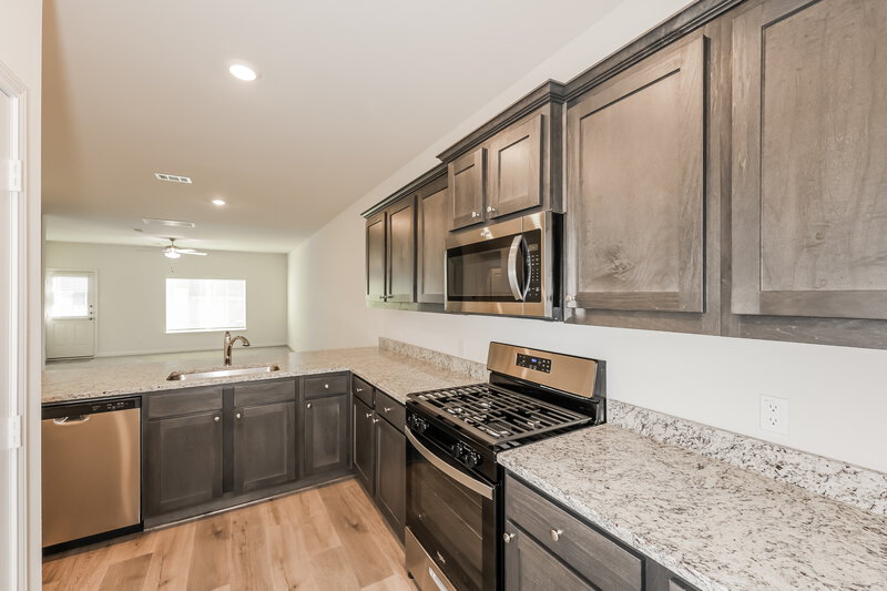 2,490/Mo, 1532 Woodwinds Dr Fort Worth, TX 76140 Kitchen View