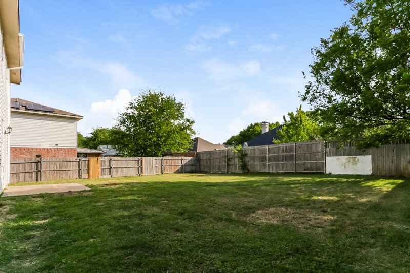 2,230/Mo, 1113 Scarlet Sage Pkwy Burleson, TX 76028 Rear View