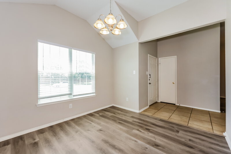 1,910/Mo, 800 Sierra Cir Burleson, TX 76028 Dining Room View