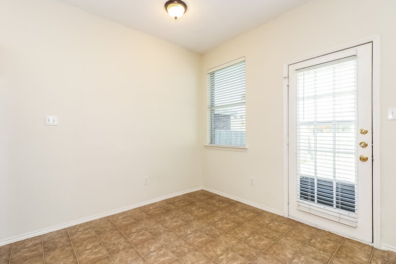 1,795/Mo, 6341 Bay Lake Dr Fort Worth, TX 76179 Breakfast Nook View