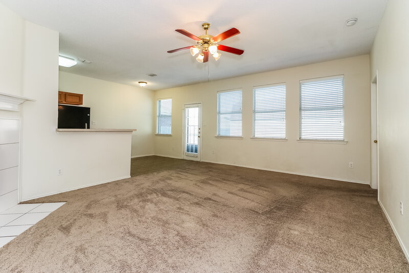 1,795/Mo, 6341 Bay Lake Dr Fort Worth, TX 76179 Family Room View