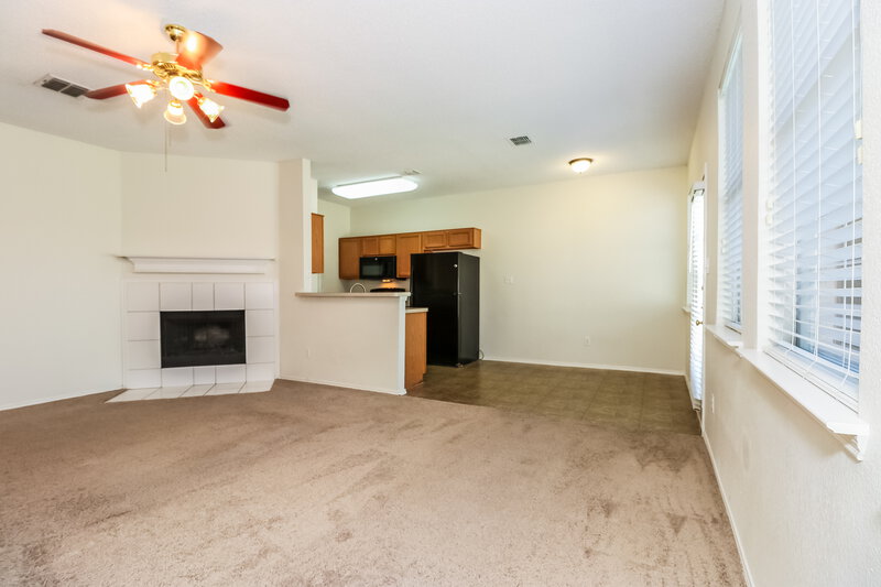 1,795/Mo, 6341 Bay Lake Dr Fort Worth, TX 76179 Family Room View 2