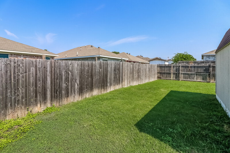 1,795/Mo, 6341 Bay Lake Dr Fort Worth, TX 76179 Exterior View