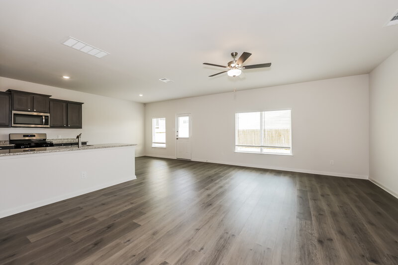 2,390/Mo, 9813 Teton Vista Dr Fort Worth, TX 76140 Living Room View 2