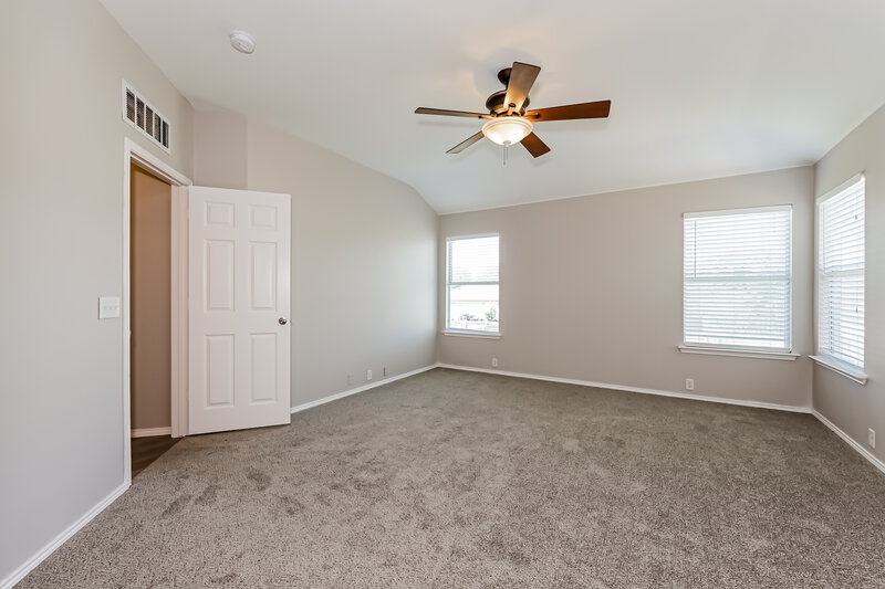 2,445/Mo, 8608 Stonewall Ct Fort Worth, TX 76123 Main Bedroom View