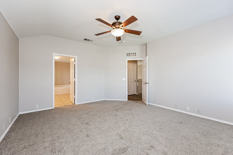 2,445/Mo, 8608 Stonewall Ct Fort Worth, TX 76123 Main Bedroom View 2