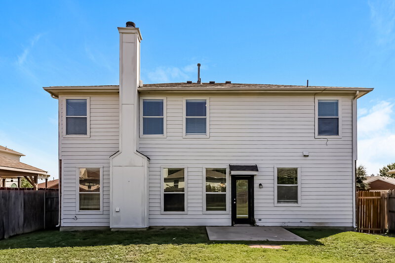 2,445/Mo, 8608 Stonewall Ct Fort Worth, TX 76123 Rear View