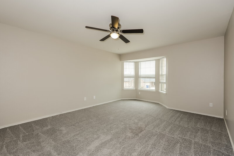 2,405/Mo, 120 Autumn Trl Red Oak, TX 75154 Main Bedroom View