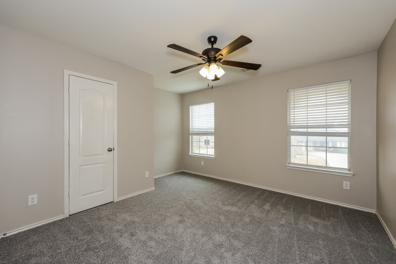 2,405/Mo, 120 Autumn Trl Red Oak, TX 75154 Bedroom View 3