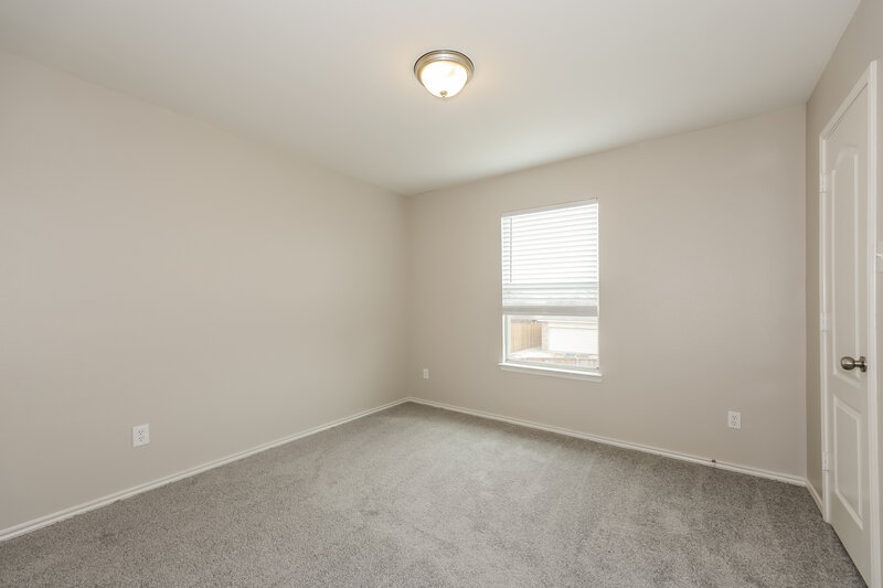 2,405/Mo, 120 Autumn Trl Red Oak, TX 75154 Bedroom View 4