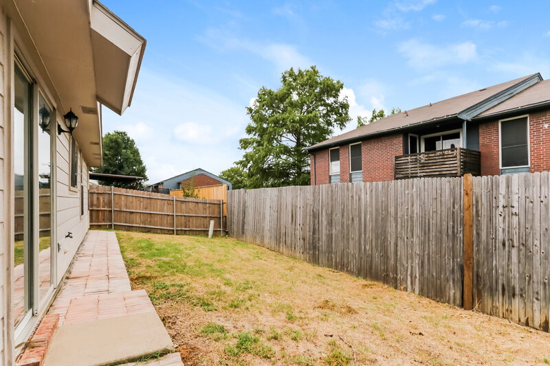 2,075/Mo, 7824 Whitney Ln Fort Worth, TX 76112 Misc View 13