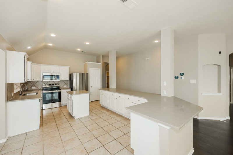 2,275/Mo, 5344 Elmdale Dr Watauga, TX 76137 Breakfast Nook View