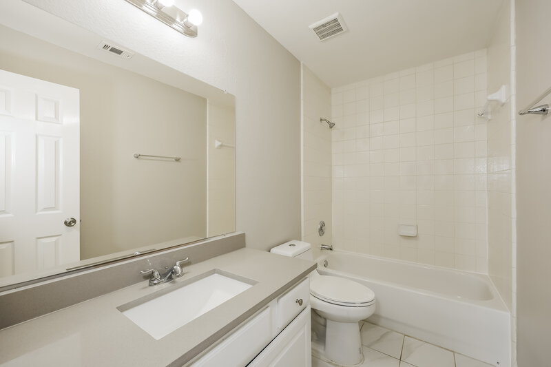 2,275/Mo, 5344 Elmdale Dr Watauga, TX 76137 Bathroom View