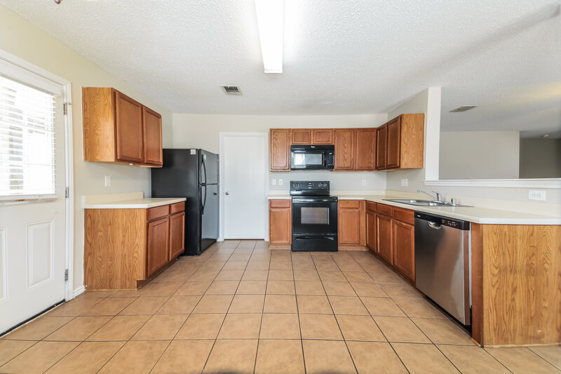 1,960/Mo, 16528 Woodside Dr Justin, TX 76247 Kitchen View