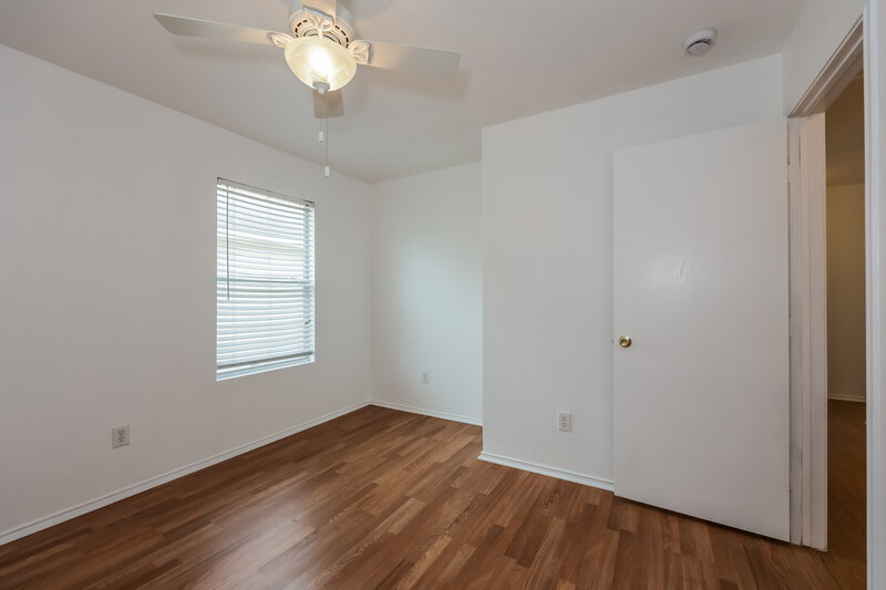 2,200/Mo, 6620 Meadow Way Ln Fort Worth, TX 76179 Bedroom View 2