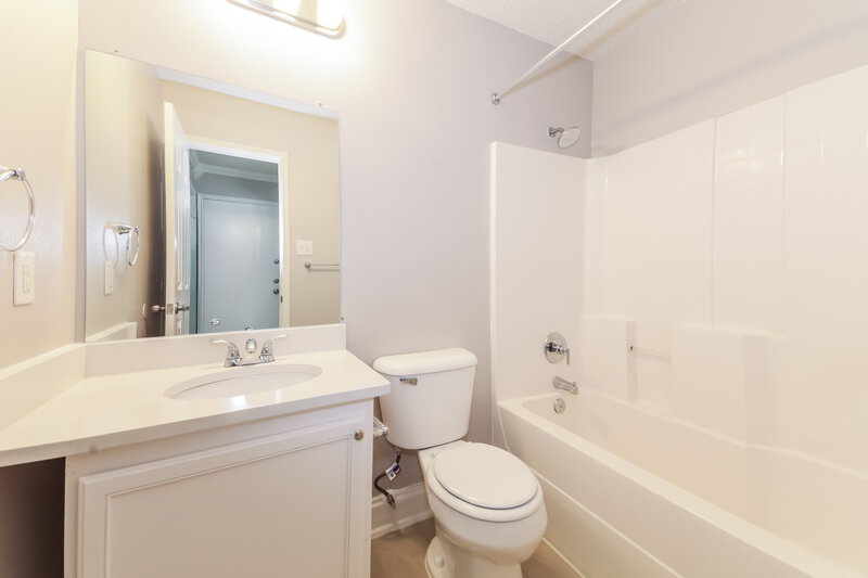 3,790/Mo, 1421 Nimitz Way Mesquite, TX 75181 Bathroom View