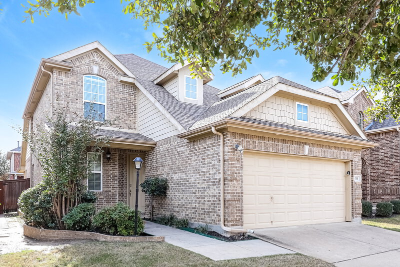 2,465/Mo, 308 Perkins Dr Lantana, TX 76226 Front View