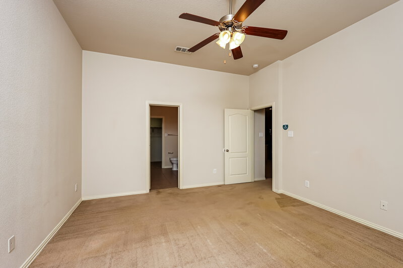 2,465/Mo, 308 Perkins Dr Lantana, TX 76226 Main Bedroom View