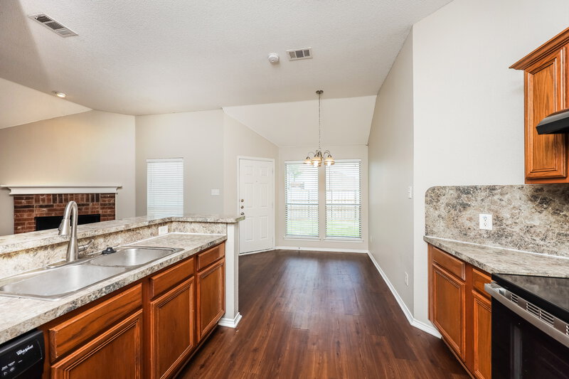 2,130/Mo, 512 Shaye Ct Seagoville, TX 75159 Kitchen View 3