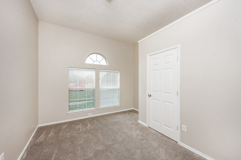2,130/Mo, 512 Shaye Ct Seagoville, TX 75159 Bedroom View