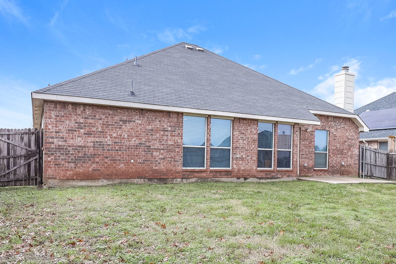2,130/Mo, 512 Shaye Ct Seagoville, TX 75159 Rear View 2