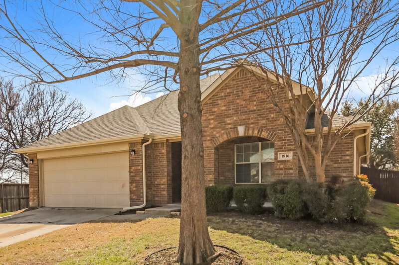 2,250/Mo, 1816 Caney Creek Dr Little Elm, TX 75068 Front View