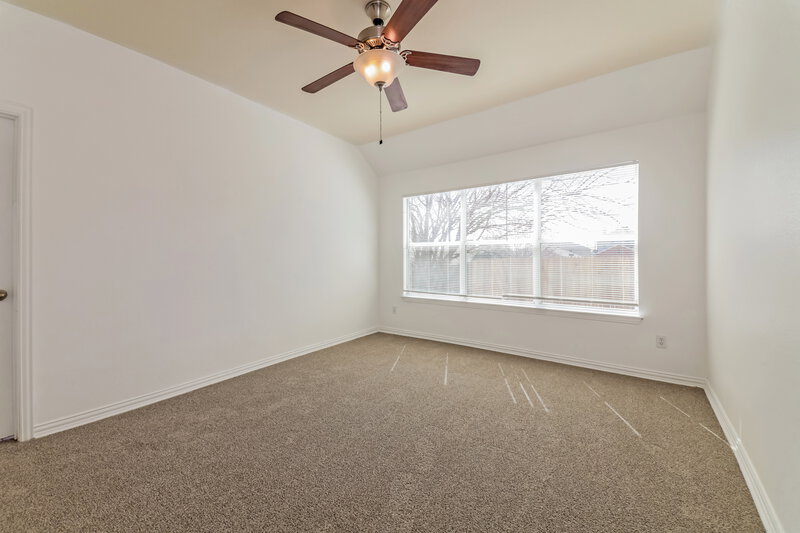 2,250/Mo, 1816 Caney Creek Dr Little Elm, TX 75068 Main Bedroom View 2