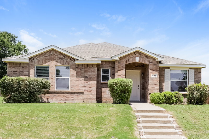 2,335/Mo, 609 Snapdragon Ln Desoto, TX 75115 External View
