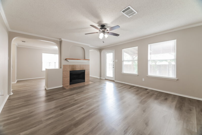 2,415/Mo, 1399 Javelin Way Lewisville, TX 75077 Living Room View 2