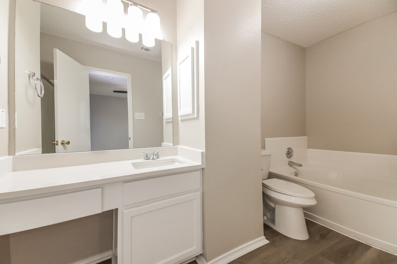 2,415/Mo, 1399 Javelin Way Lewisville, TX 75077 Main Bathroom View