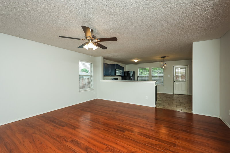 2,000/Mo, 214 Centenary Dr Forney, TX 75126 Dining Room View
