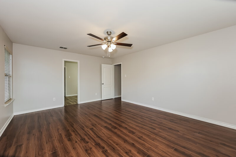 2,530/Mo, 344 Summer Tree Dr Hutchins, TX 75141 Main Bedroom View 2