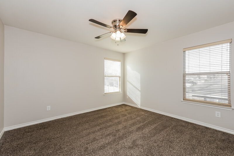 2,530/Mo, 344 Summer Tree Dr Hutchins, TX 75141 Bedroom View 2