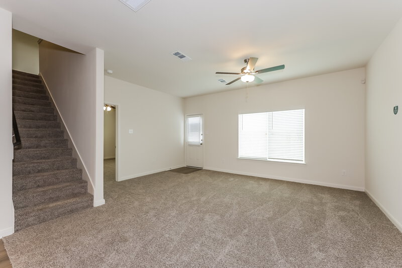 2,560/Mo, 1433 Woodwinds Dr Fort Worth, TX 76140 Living Room View