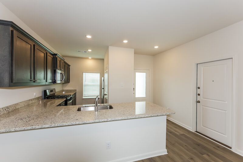 2,560/Mo, 1433 Woodwinds Dr Fort Worth, TX 76140 Kitchen View