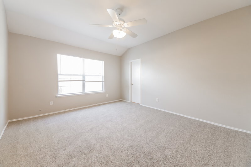 1,775/Mo, 302 S Chestnut St Forney, TX 75126 Main Bedroom View 2