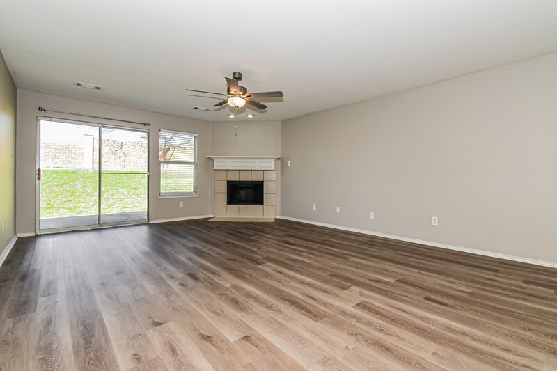 1,965/Mo, 3884 Pinebluff Ln Rockwall, TX 75032 Family Room View