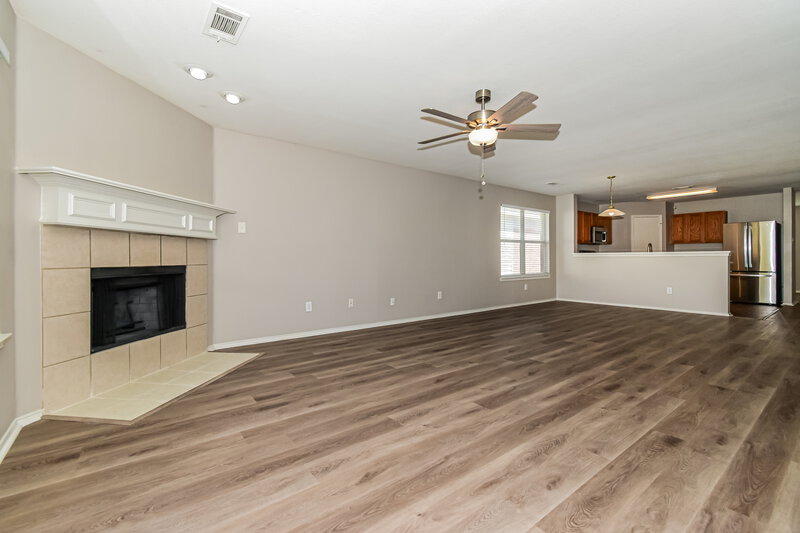 1,965/Mo, 3884 Pinebluff Ln Rockwall, TX 75032 Family Room View 2